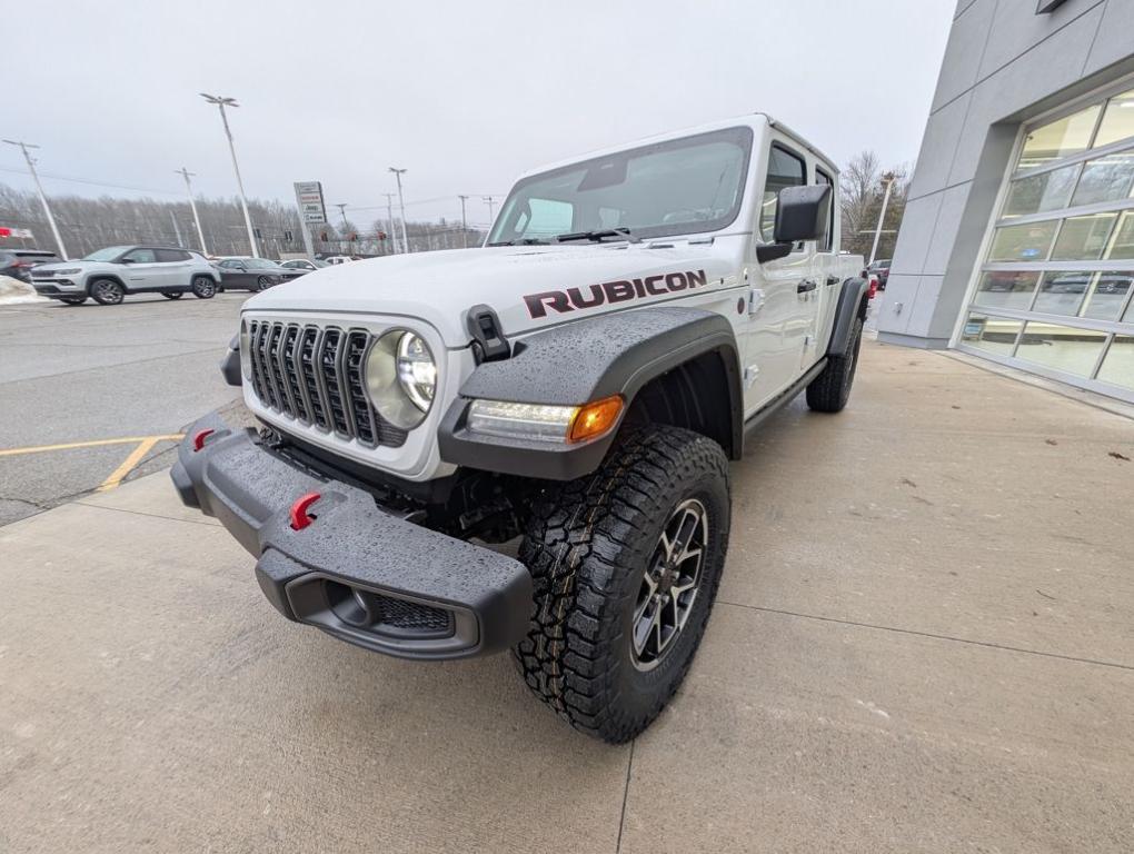 new 2026 Jeep Gladiator car, priced at $52,840