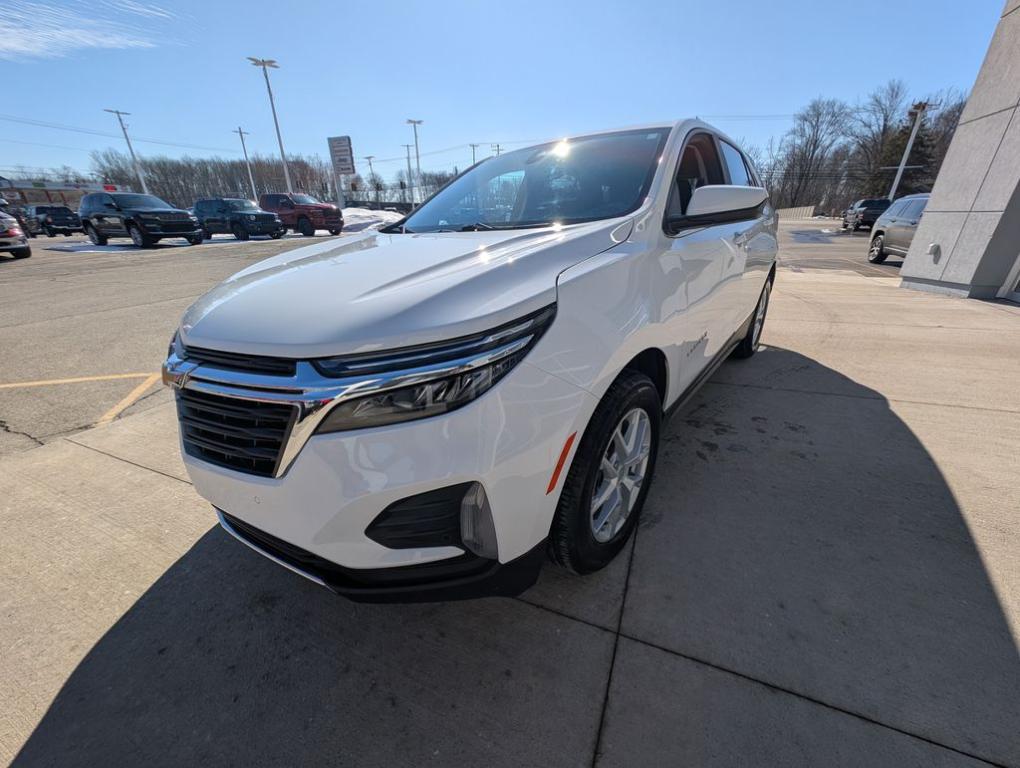 used 2024 Chevrolet Equinox car, priced at $22,000
