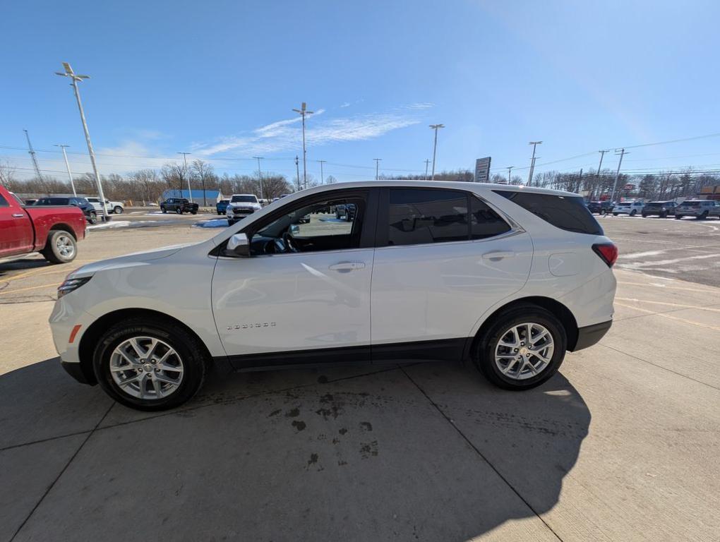 used 2024 Chevrolet Equinox car, priced at $22,000