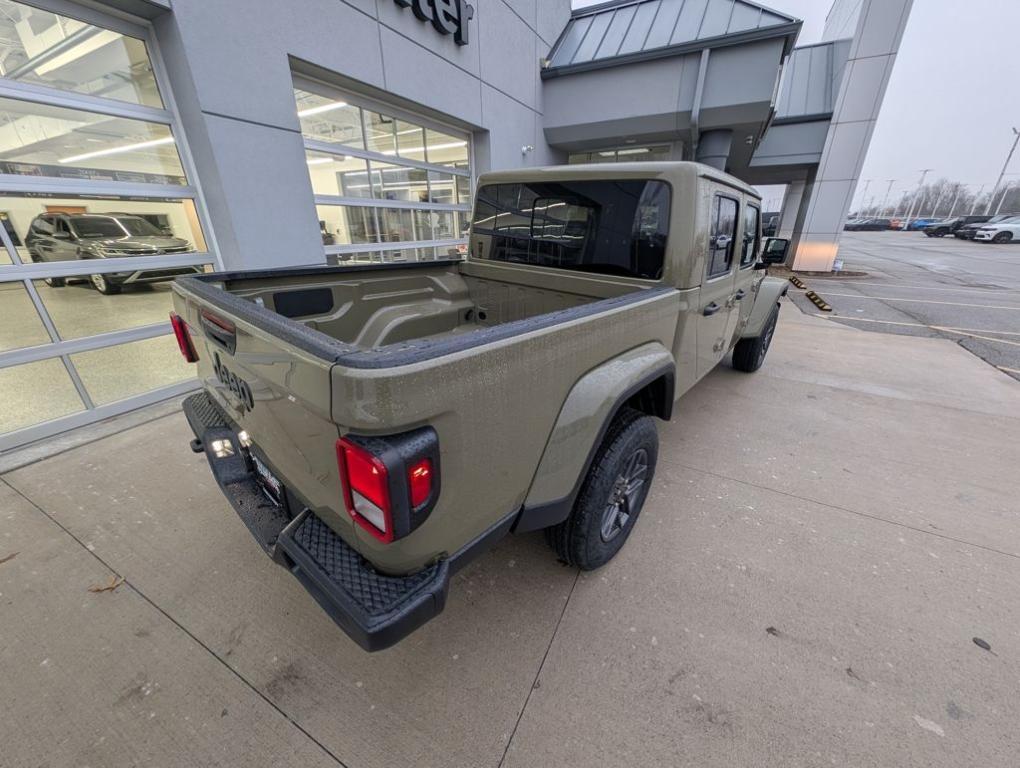new 2026 Jeep Gladiator car, priced at $47,939