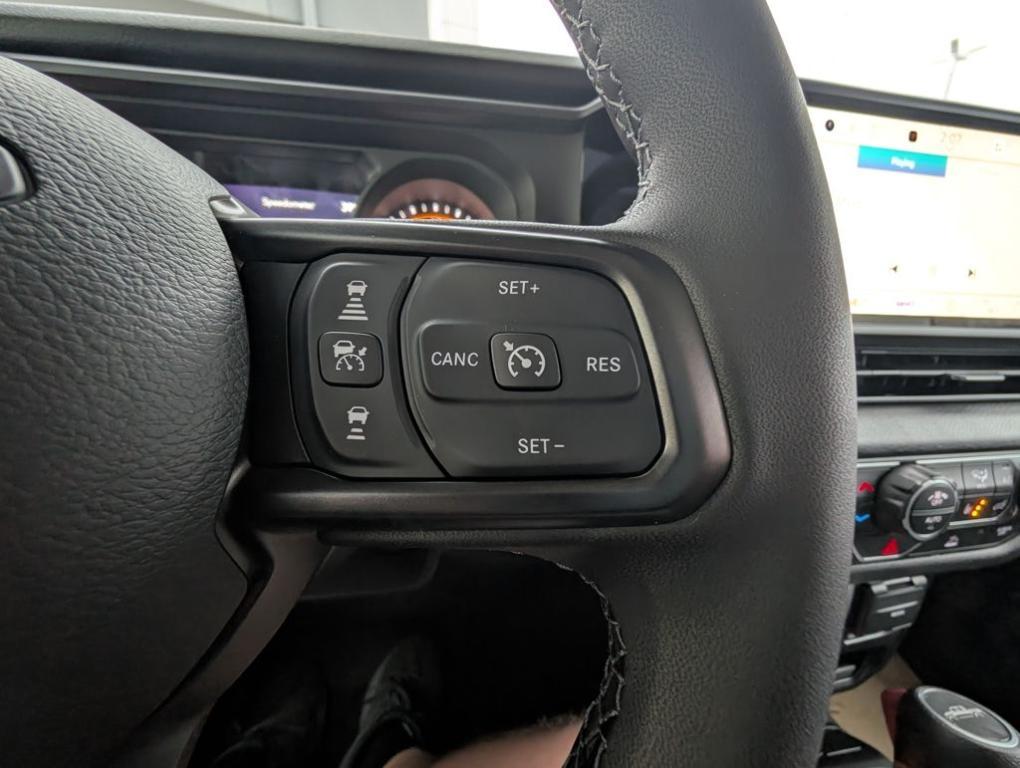 new 2026 Jeep Gladiator car, priced at $47,939