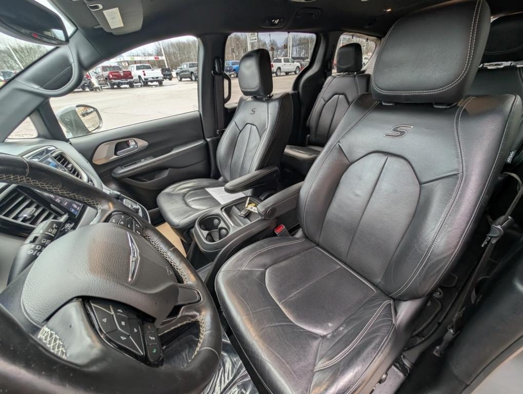 used 2020 Chrysler Pacifica car, priced at $25,500