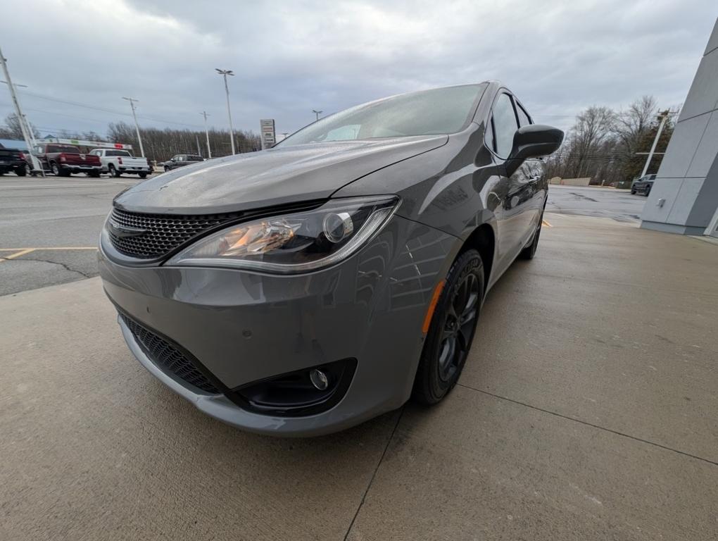 used 2020 Chrysler Pacifica car, priced at $25,500