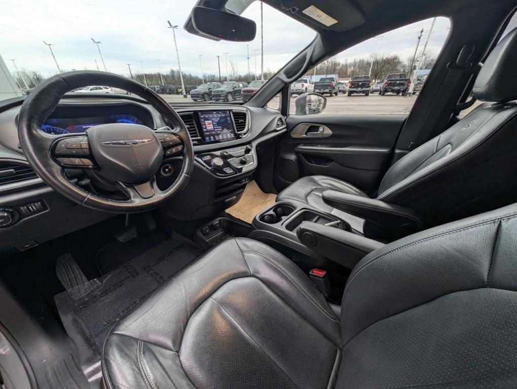 used 2020 Chrysler Pacifica car, priced at $25,500