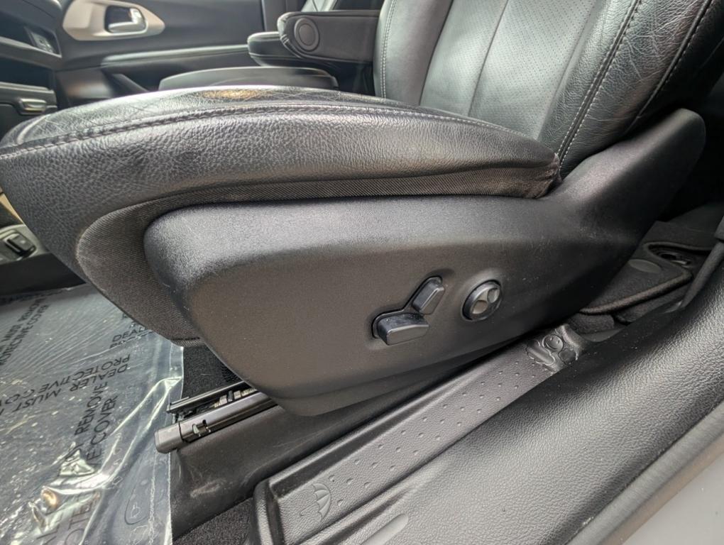 used 2020 Chrysler Pacifica car, priced at $25,500