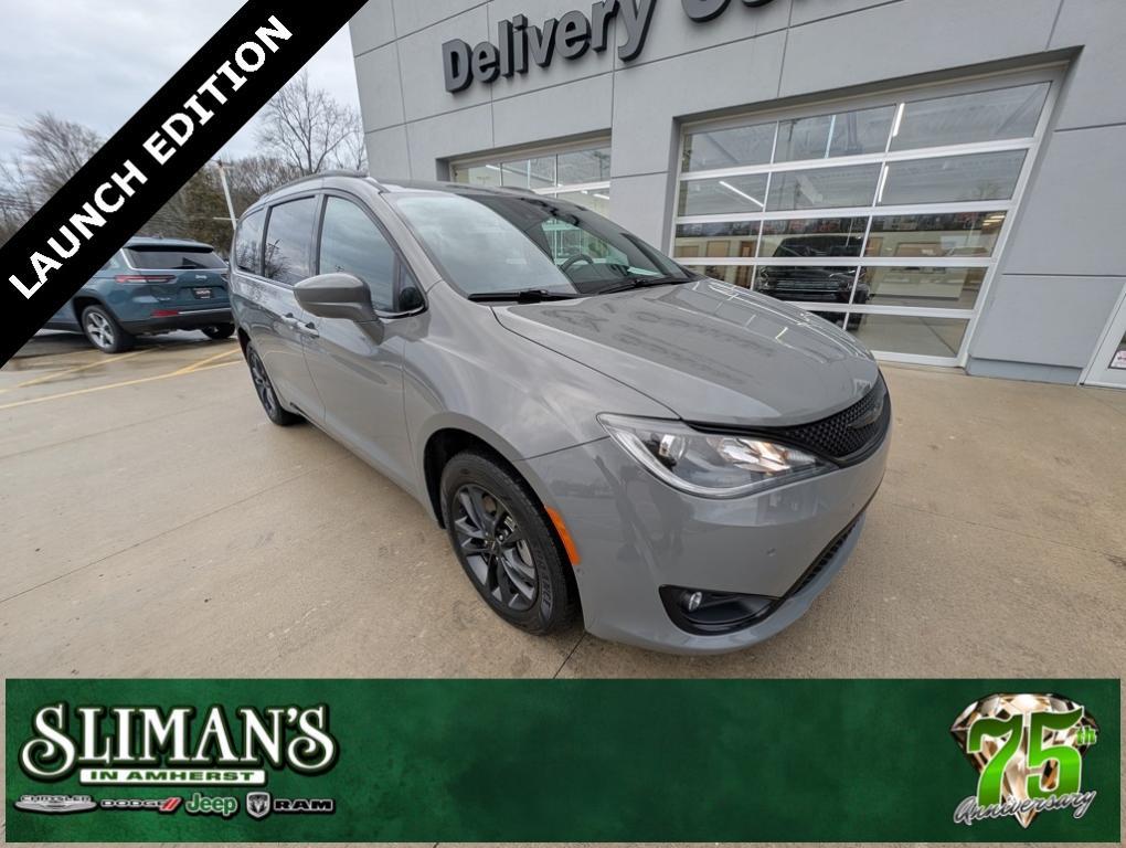 used 2020 Chrysler Pacifica car, priced at $25,500