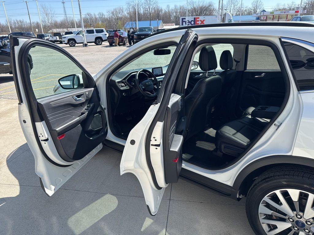 used 2022 Ford Escape car, priced at $24,991