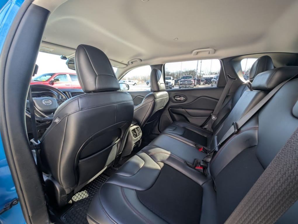 used 2021 Jeep Cherokee car, priced at $18,591