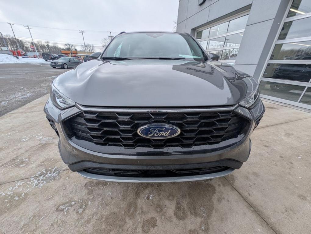 used 2025 Ford Escape car, priced at $23,900