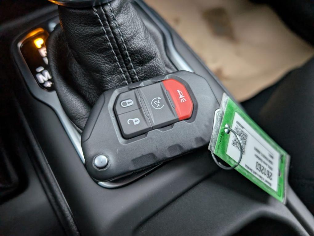 new 2026 Jeep Gladiator car, priced at $48,298