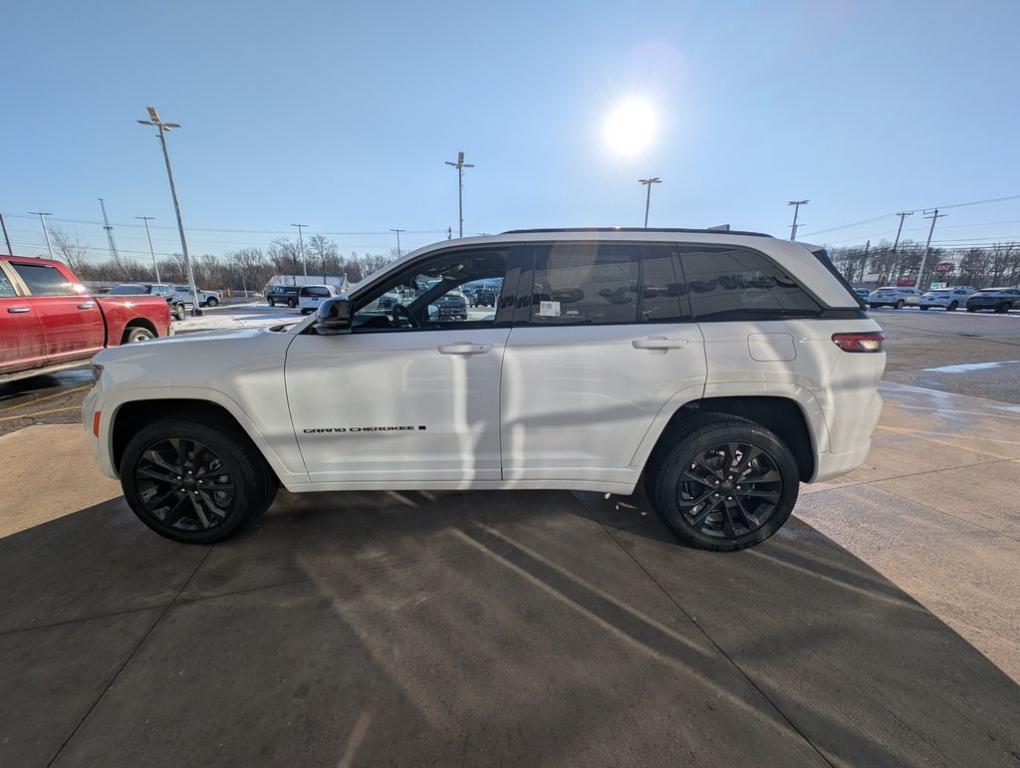new 2026 Jeep Grand Cherokee car, priced at $53,210