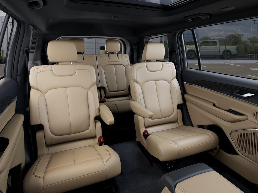 new 2026 Jeep Grand Cherokee L car, priced at $47,699