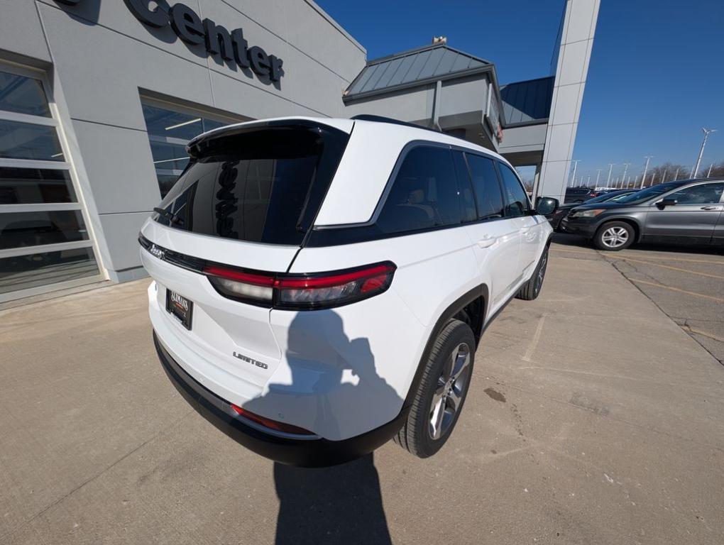 new 2026 Jeep Grand Cherokee car, priced at $48,483