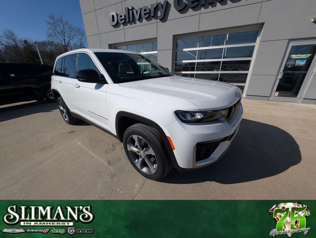 new 2026 Jeep Grand Cherokee car, priced at $48,483