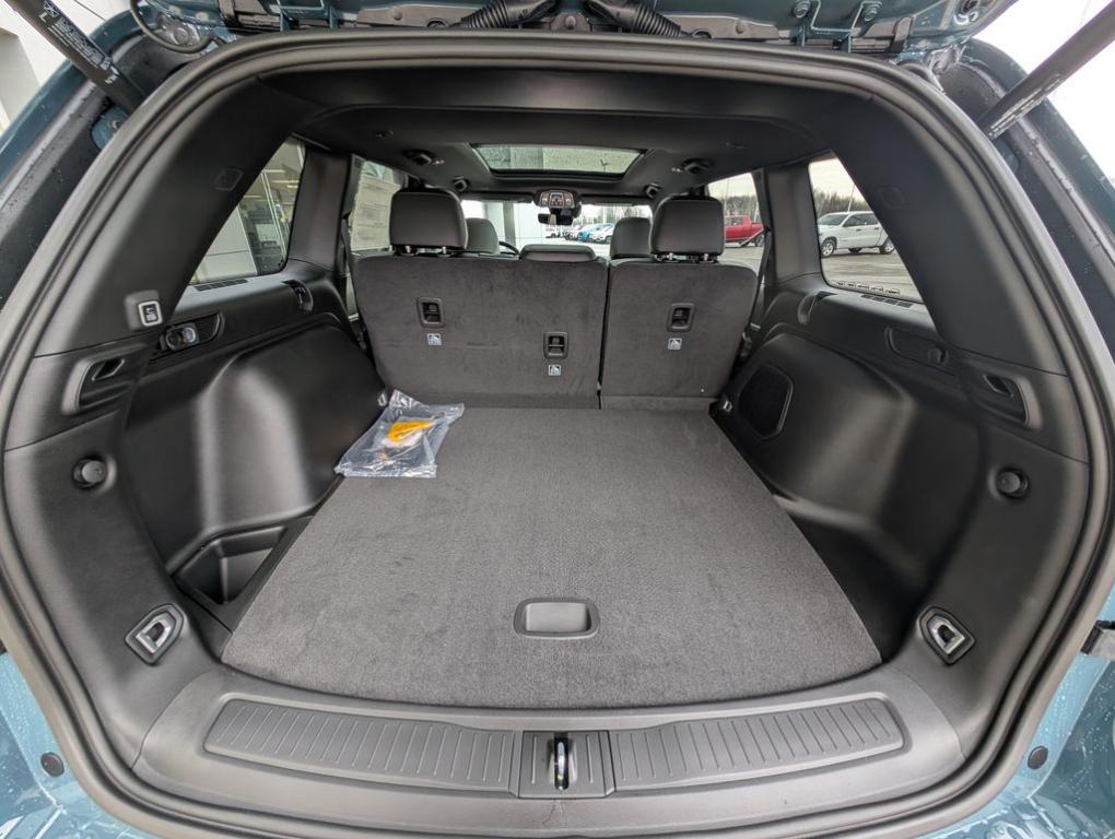 new 2026 Jeep Grand Cherokee car, priced at $47,353