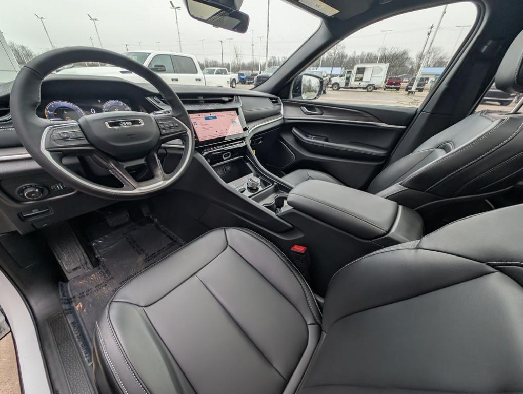new 2026 Jeep Grand Cherokee car, priced at $49,353