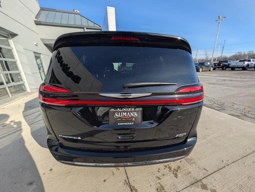 new 2026 Chrysler Pacifica car, priced at $41,584