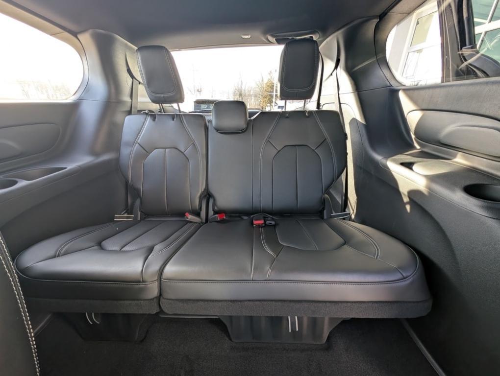 new 2026 Chrysler Pacifica car, priced at $41,584