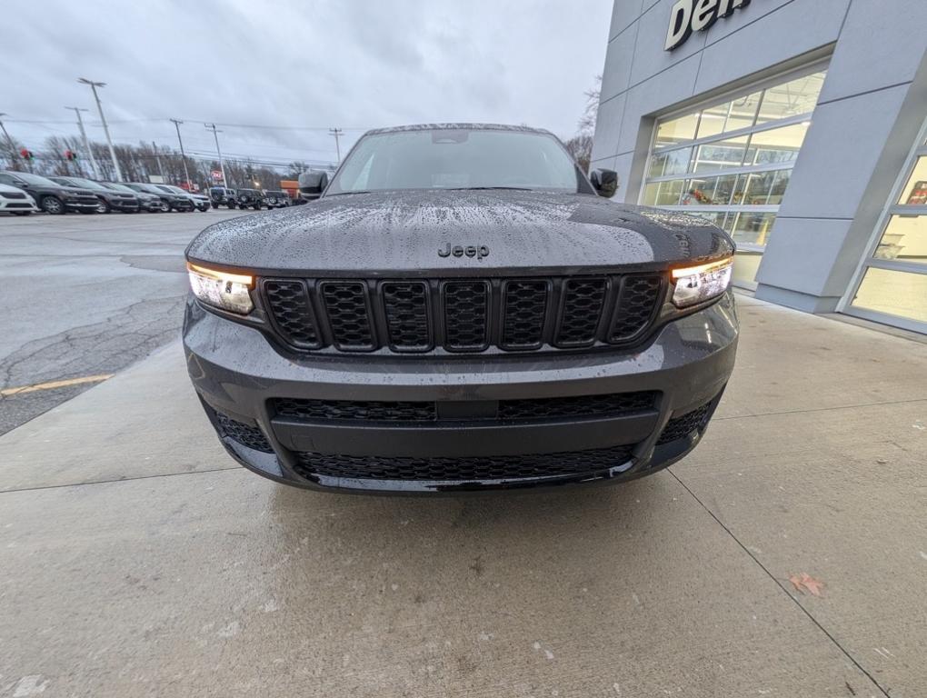 new 2025 Jeep Grand Cherokee L car, priced at $40,980