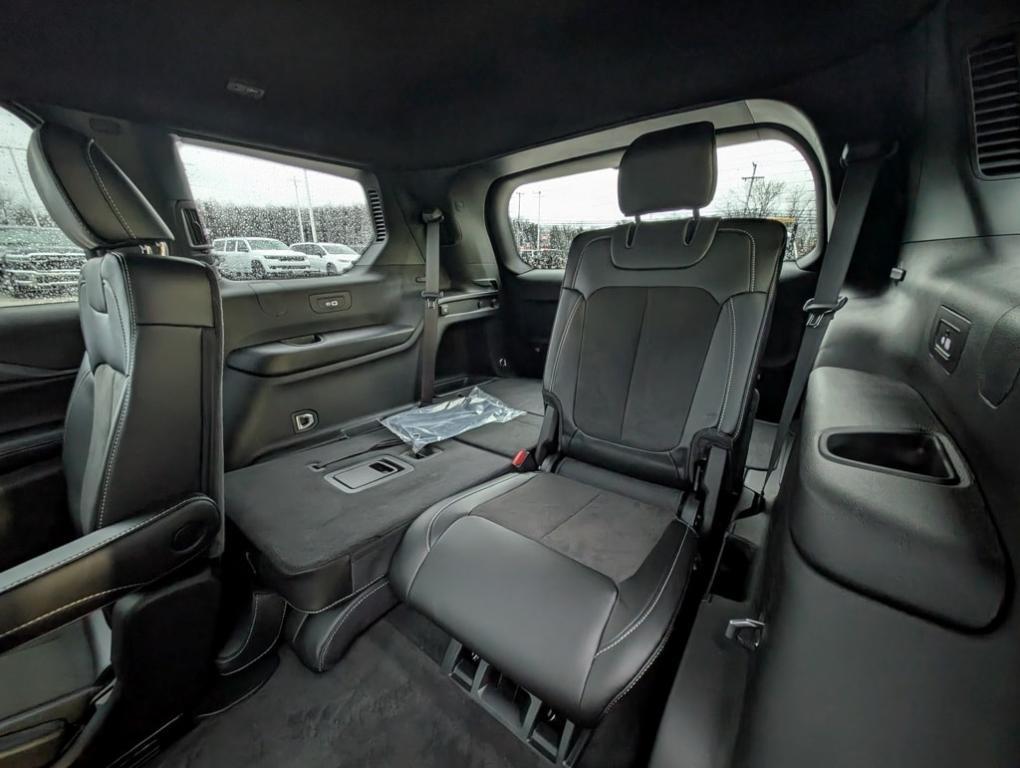 new 2025 Jeep Grand Cherokee L car, priced at $40,980