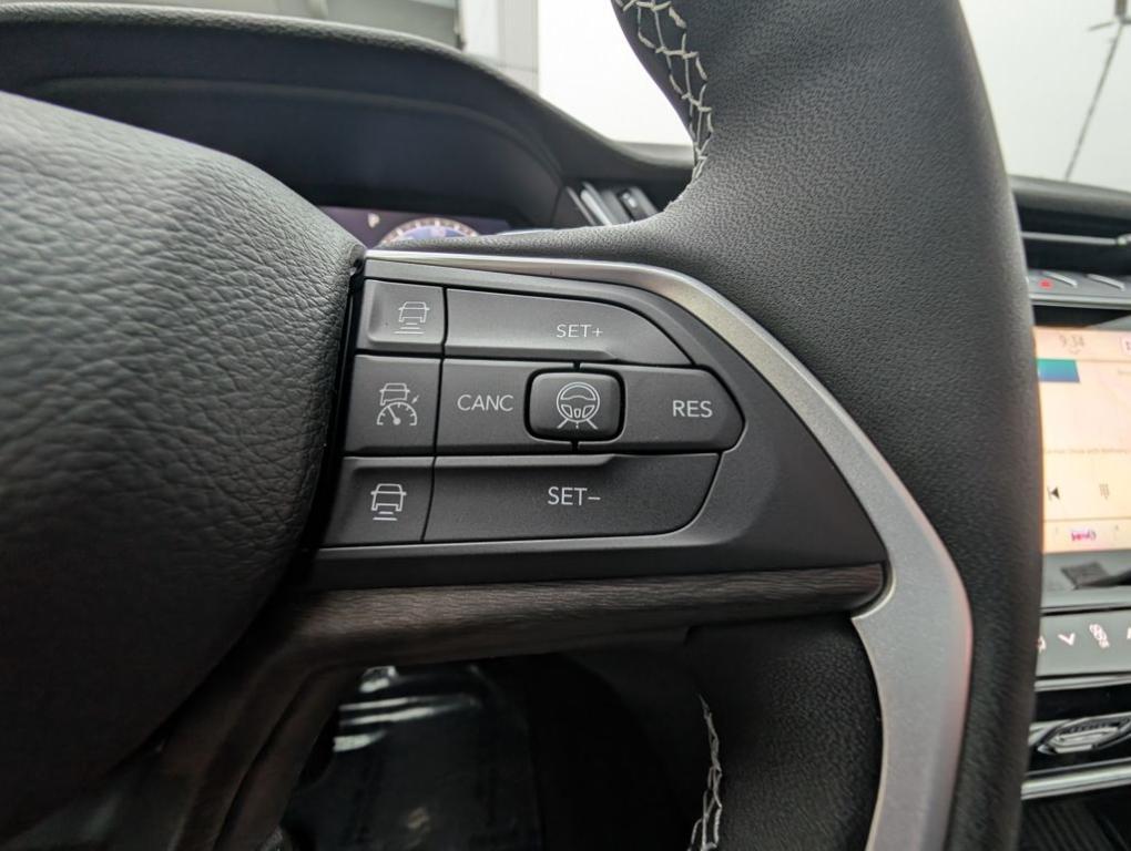 new 2026 Jeep Grand Cherokee car, priced at $48,155