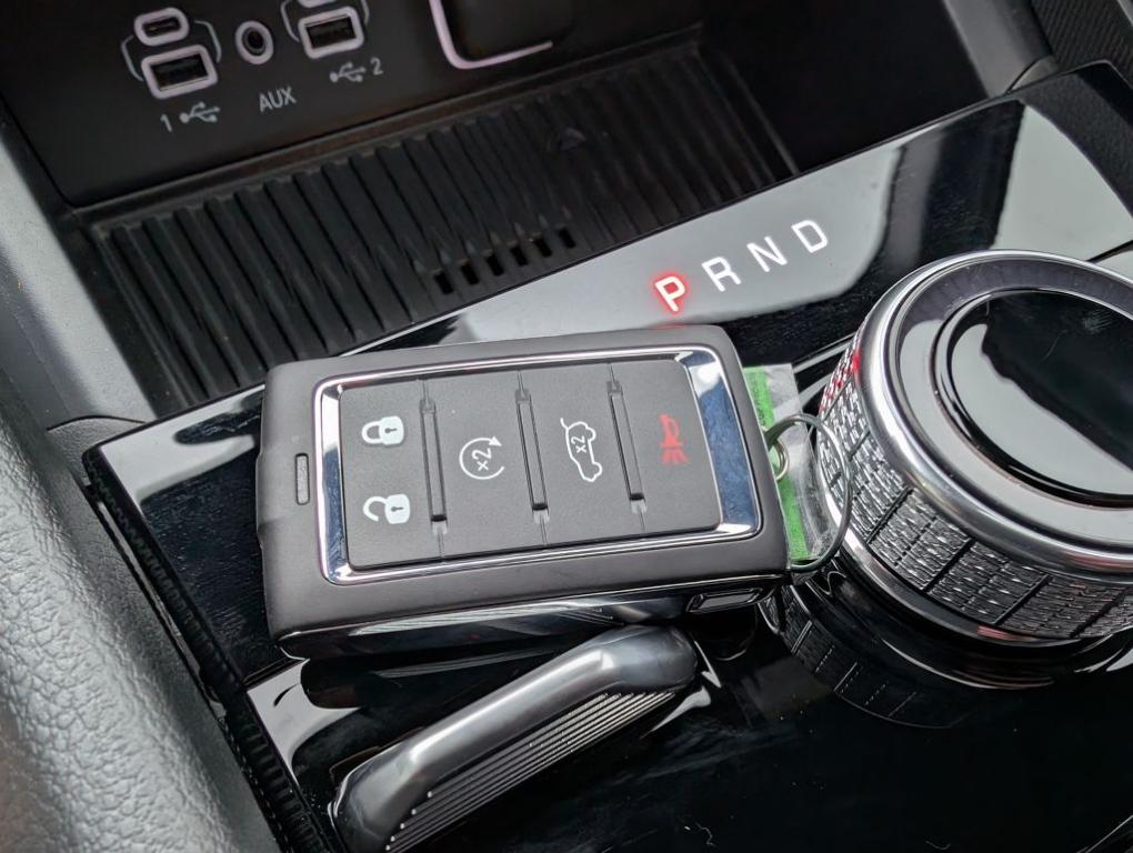 new 2026 Jeep Grand Cherokee car, priced at $48,155