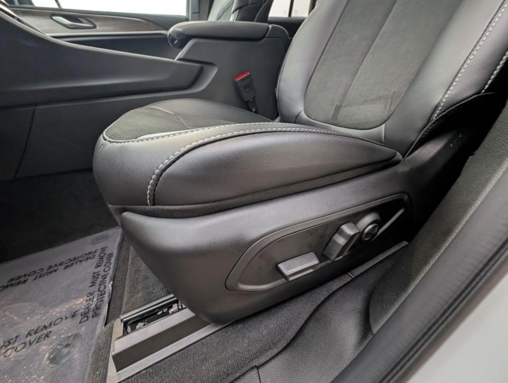 new 2026 Jeep Grand Cherokee car, priced at $48,155