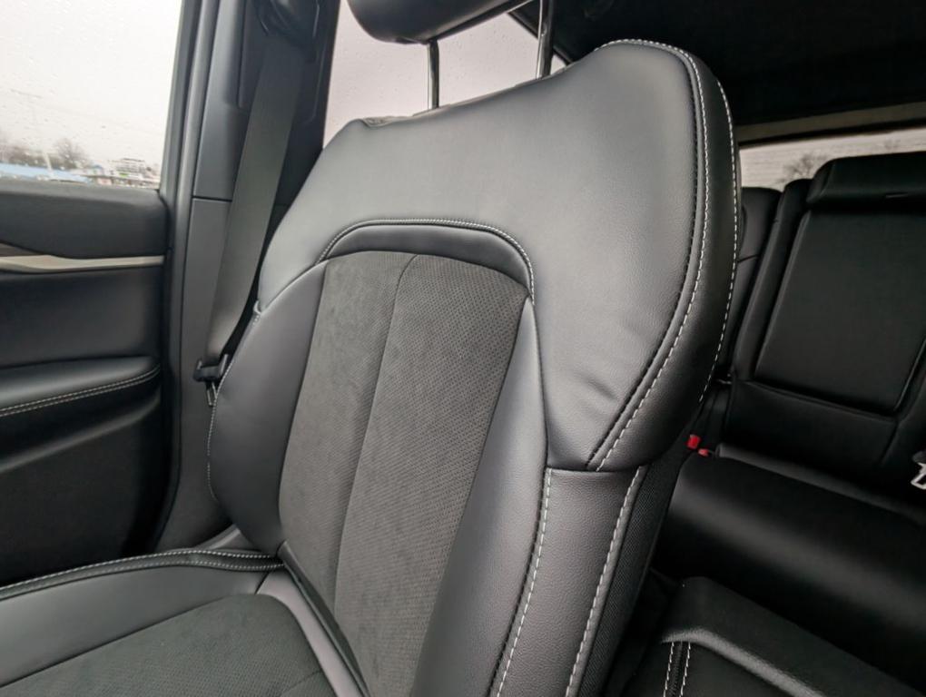 new 2026 Jeep Grand Cherokee car, priced at $48,155