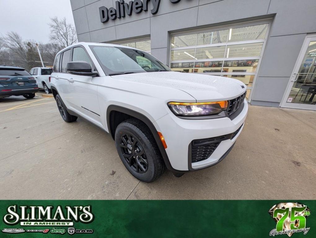 new 2026 Jeep Grand Cherokee car, priced at $42,155