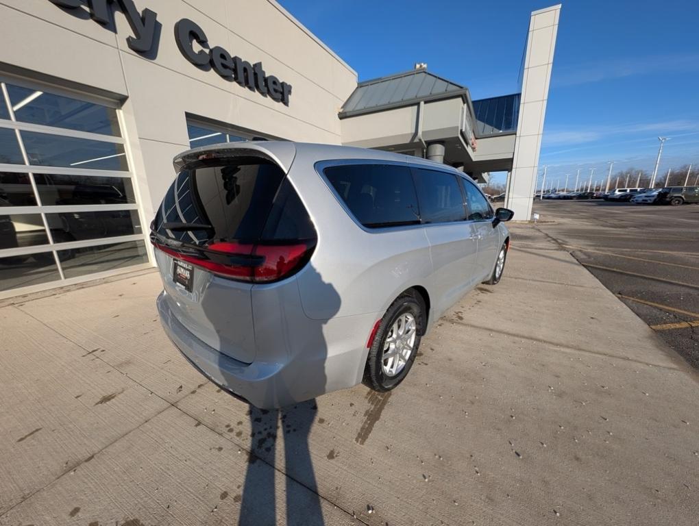 new 2026 Chrysler Pacifica car, priced at $42,015