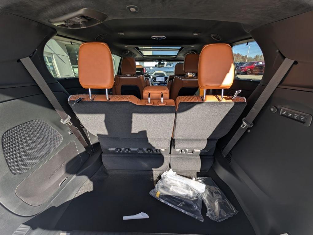 new 2026 Chrysler Pacifica car, priced at $51,405