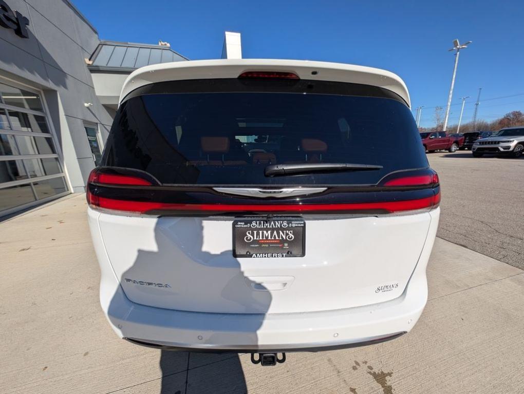 new 2026 Chrysler Pacifica car, priced at $51,405