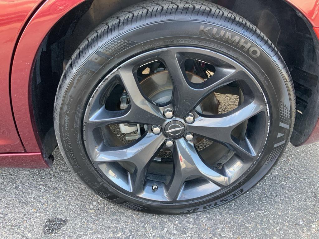 used 2022 Chrysler 300 car, priced at $24,986