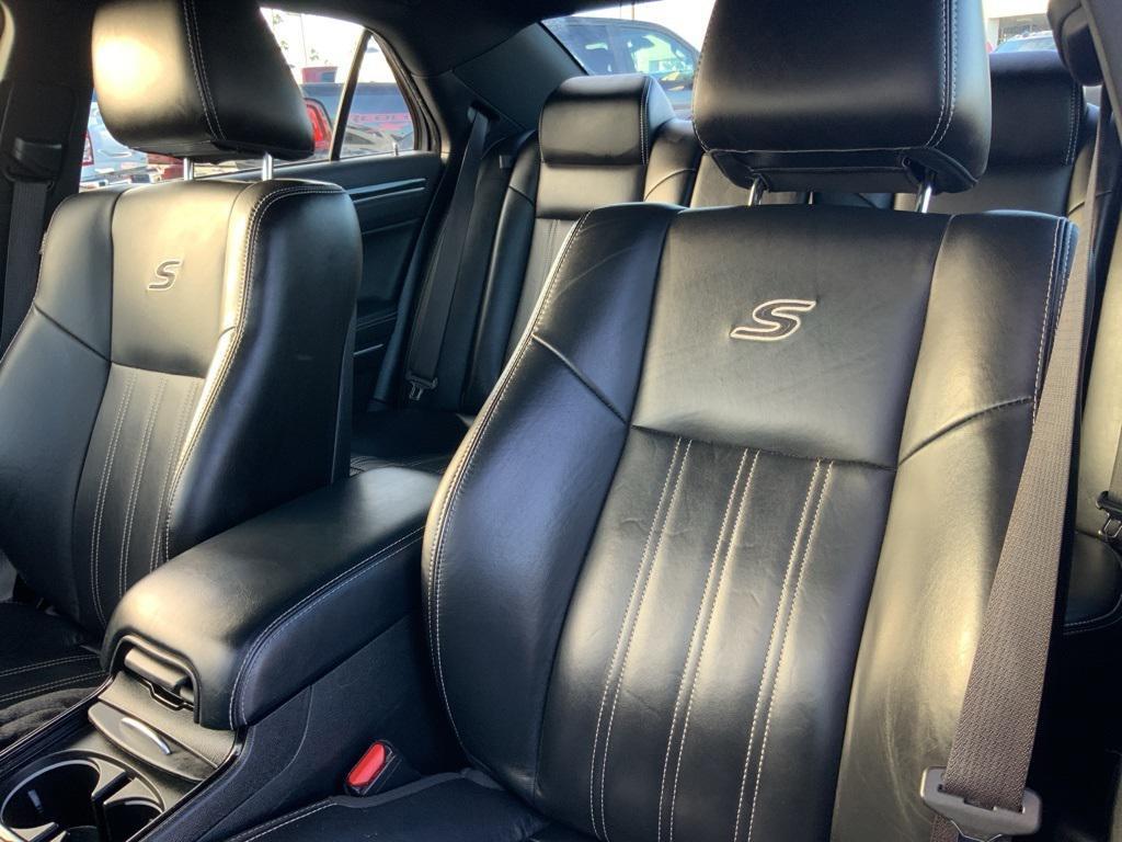 used 2022 Chrysler 300 car, priced at $24,986