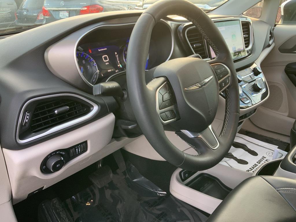 used 2023 Chrysler Pacifica car, priced at $26,686