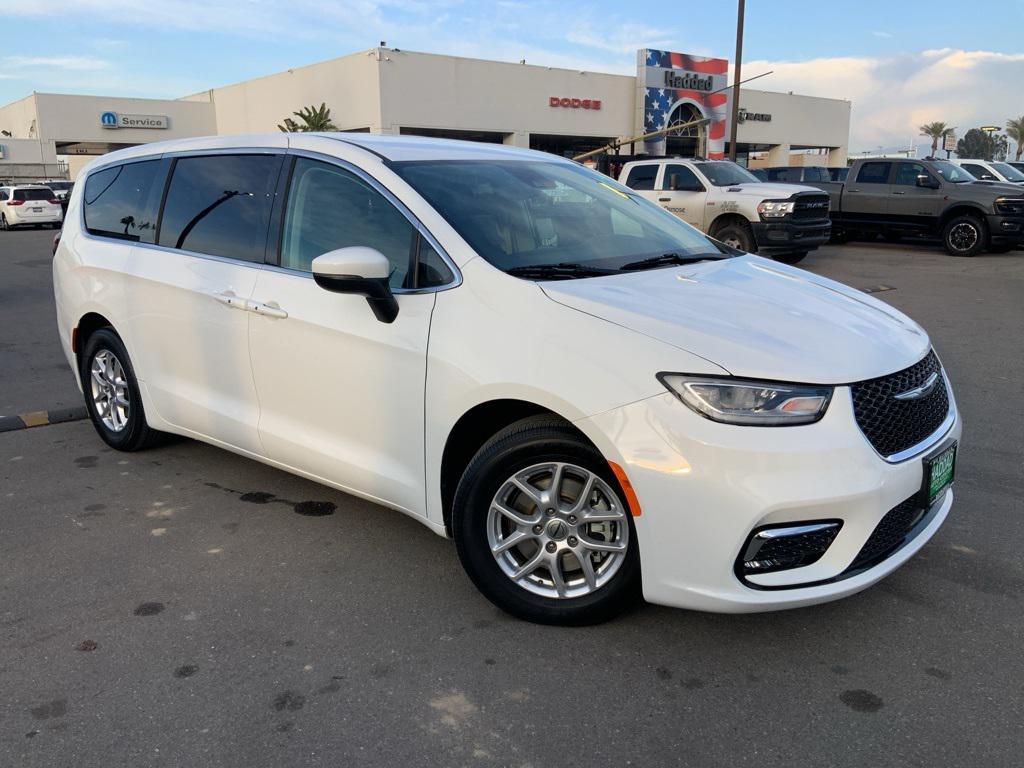 used 2023 Chrysler Pacifica car, priced at $26,686