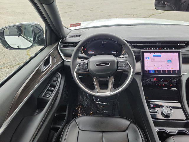 used 2025 Jeep Grand Cherokee car, priced at $41,985