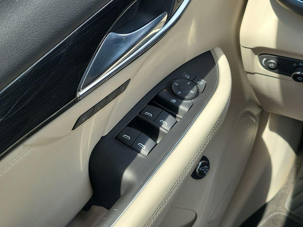 used 2023 Buick Envision car, priced at $30,079