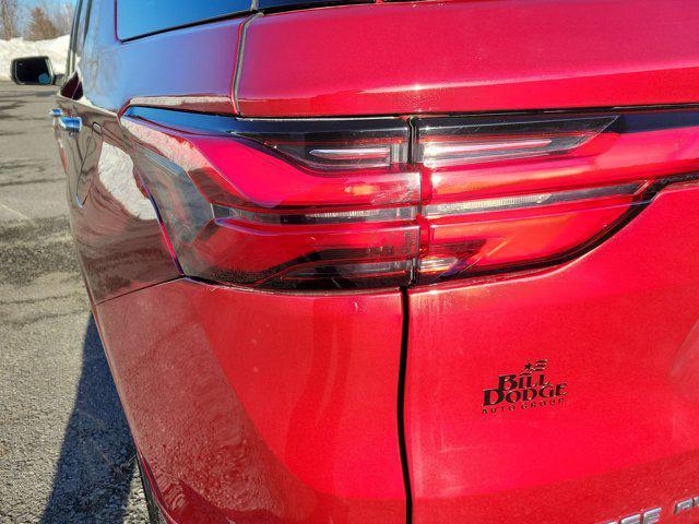 used 2023 Chevrolet Traverse car, priced at $33,396