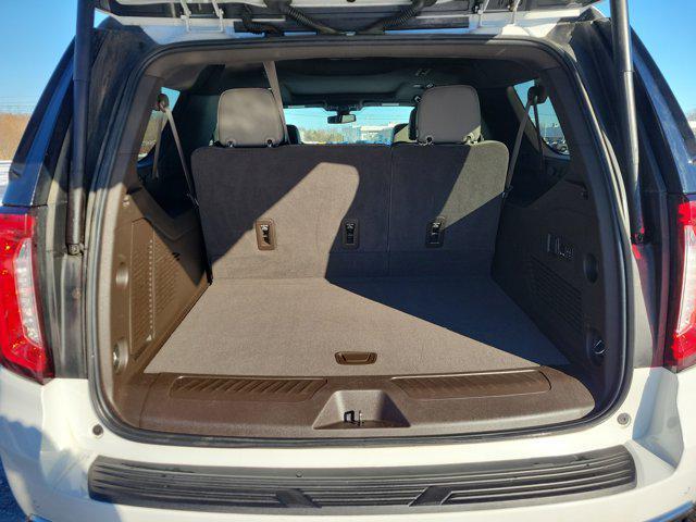 used 2022 GMC Yukon XL car, priced at $36,994