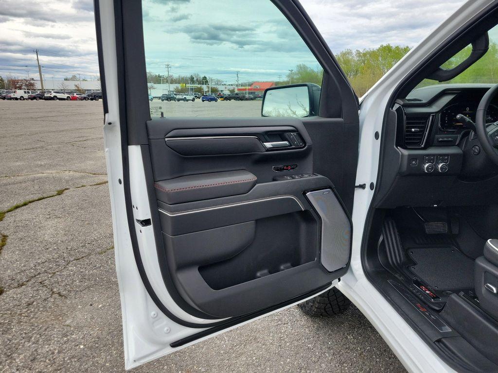 new 2026 GMC Sierra 1500 car, priced at $81,040