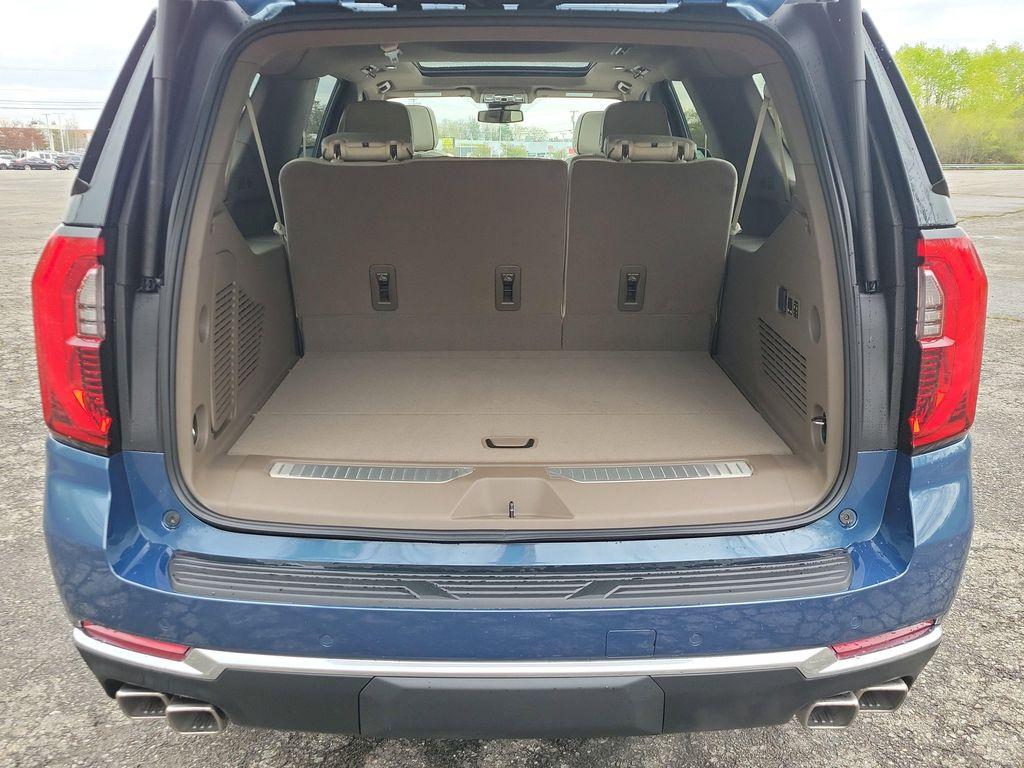 new 2026 GMC Yukon XL car, priced at $94,805