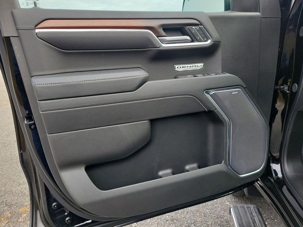 new 2026 GMC Sierra 1500 car, priced at $75,695