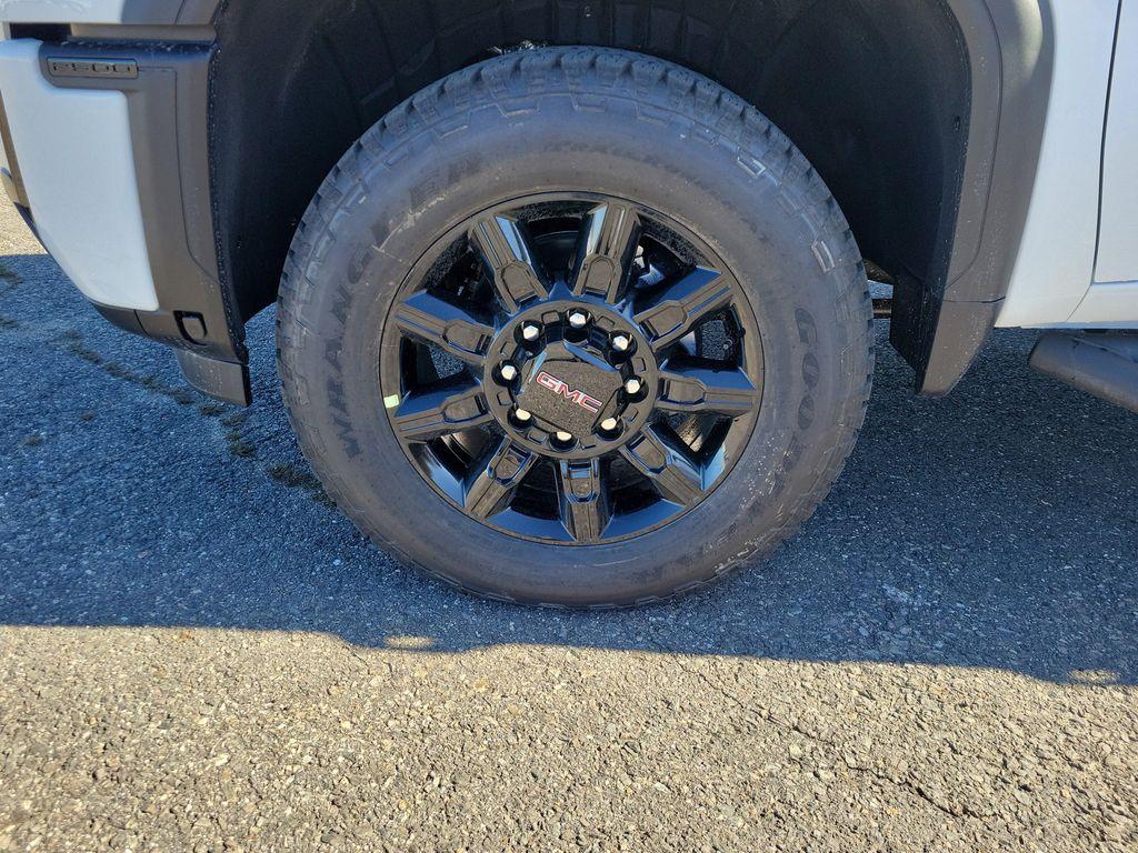 new 2026 GMC Sierra 2500 car, priced at $87,665