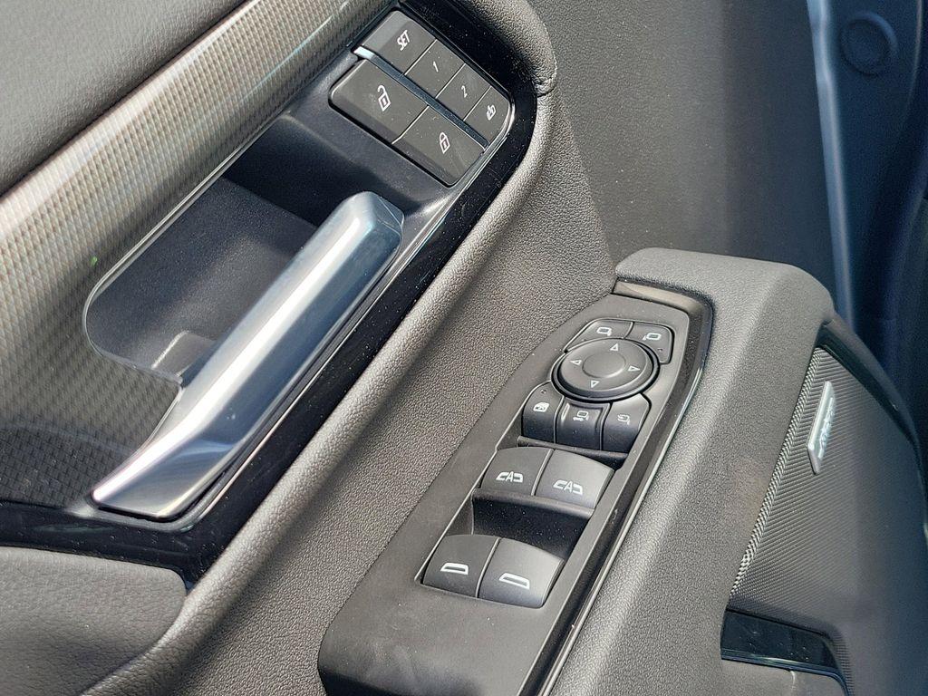 new 2026 GMC Sierra 2500 car, priced at $89,240