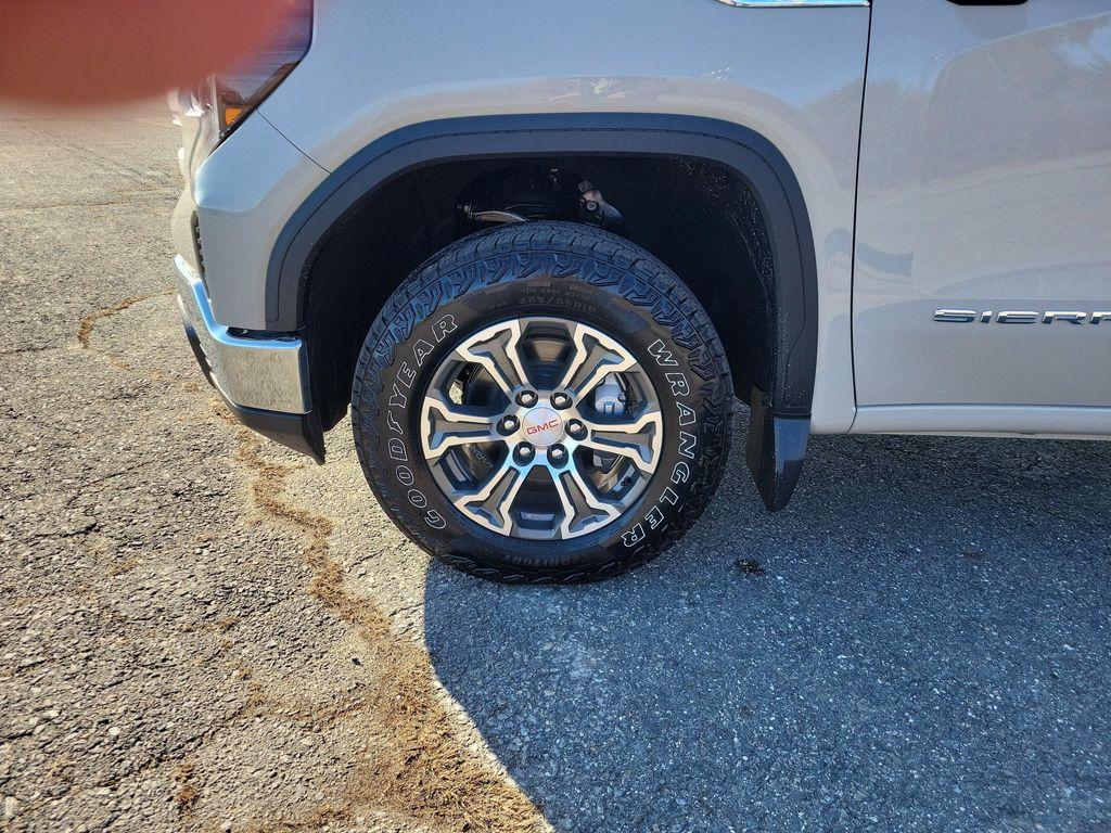 new 2026 GMC Sierra 1500 car, priced at $58,880