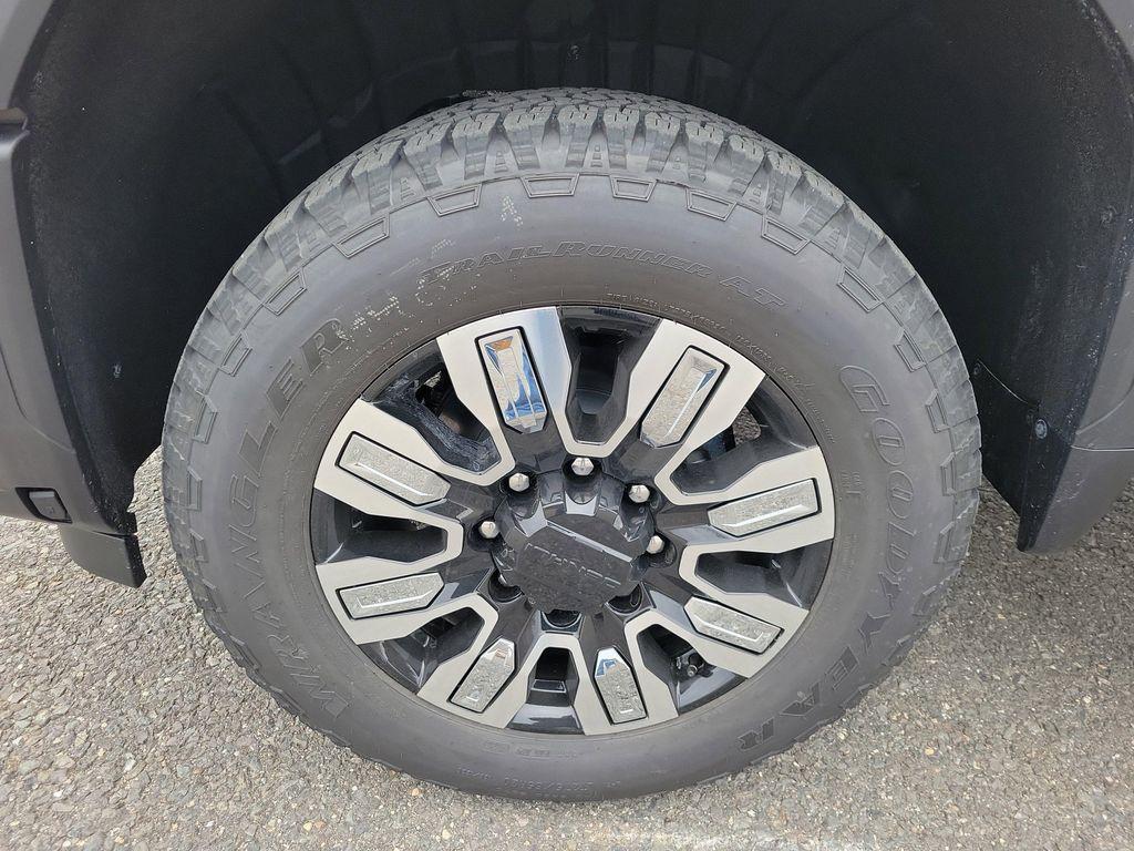 new 2026 GMC Sierra 2500 car, priced at $90,560