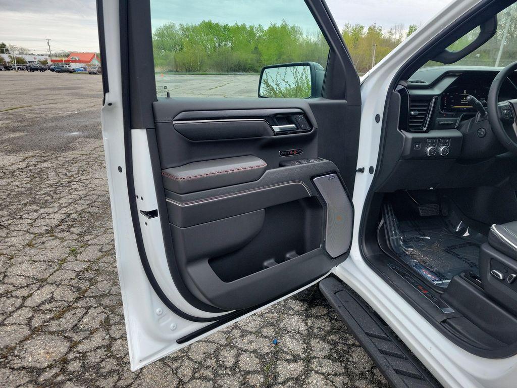 new 2026 GMC Sierra 1500 car, priced at $82,235