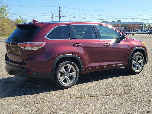 used 2016 Toyota Highlander car, priced at $18,480