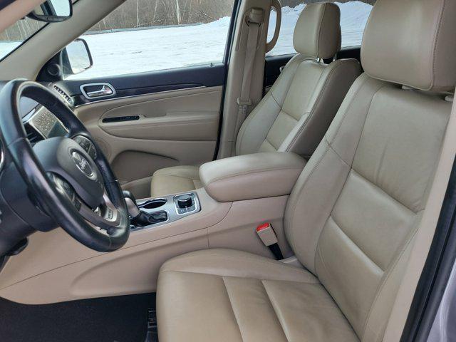 used 2021 Jeep Grand Cherokee car, priced at $26,994